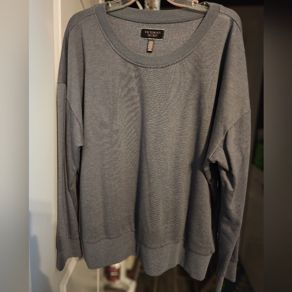 Victoria's Secret Crewneck